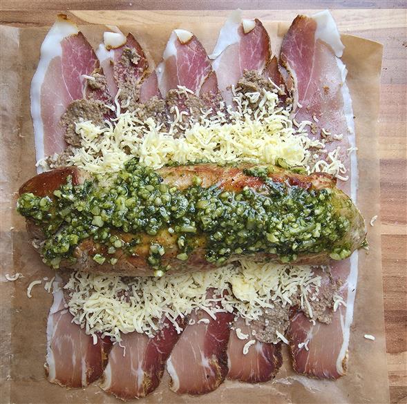 Mesterstykke April - Indbagt mørbrad med falkoner skinke